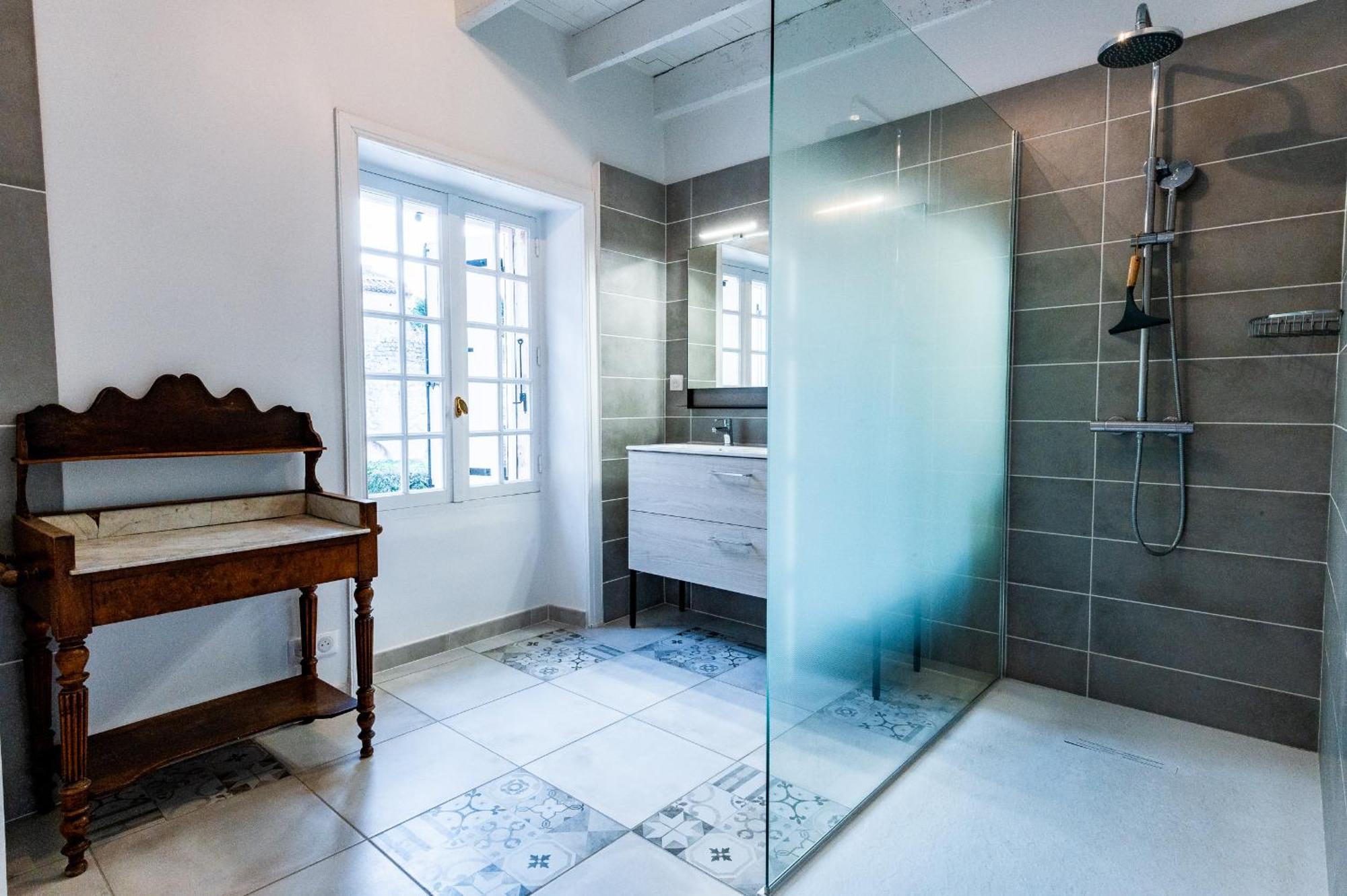 La Closerie D'Escalin Gite 12 Personnes Et Jacuzzi La Garde-Adhémar Exteriér fotografie
